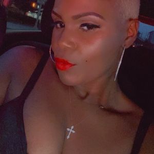 Meet your Posher, Posh